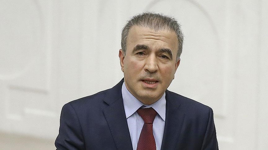 AK Partili Bostancı: Dolar şimdi çılgın bir partide kendinden geçme hali içinde AK Partili Bostancı: Dolar şimdi çılgın bir partide kendinden geçme hali içinde